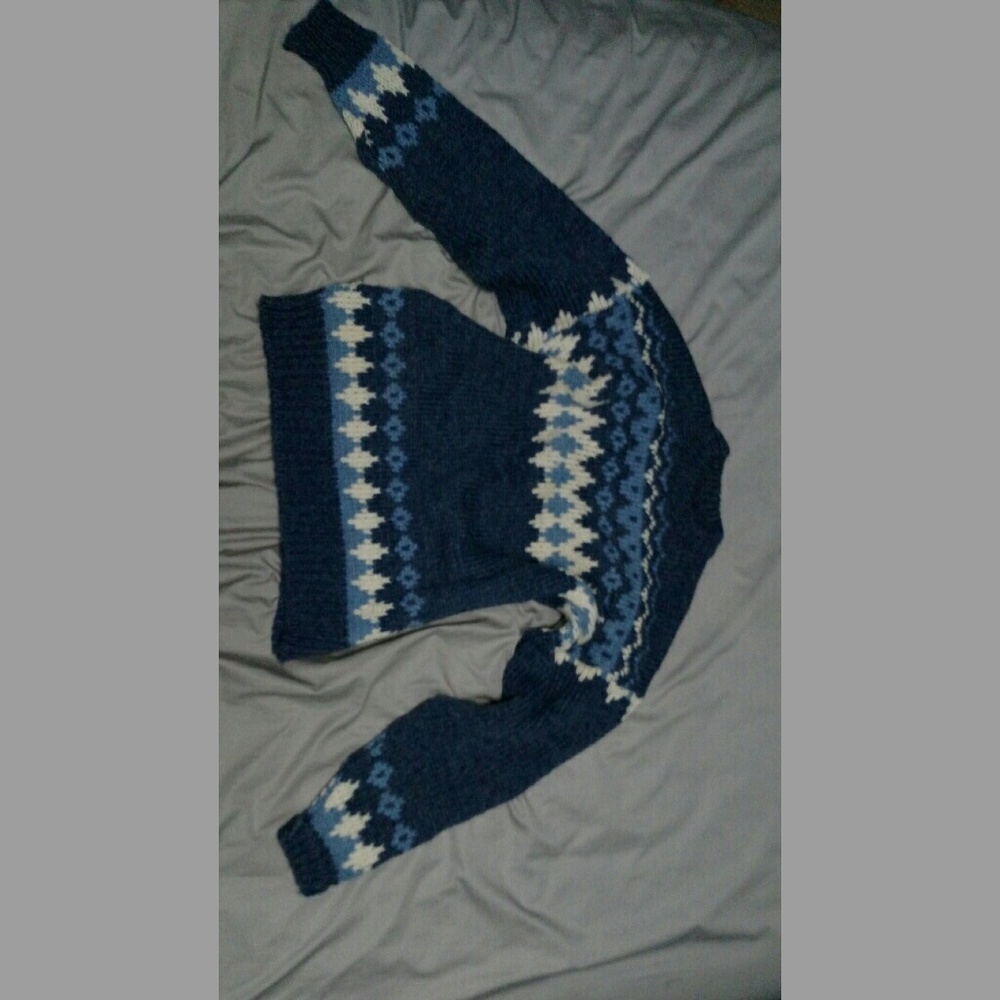 Norlanders size small pure new wool